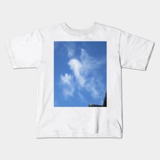 Gryphon in the sky? Kids T-Shirt